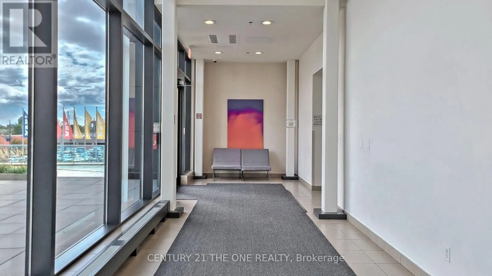 1011 - 29 SINGER COURT