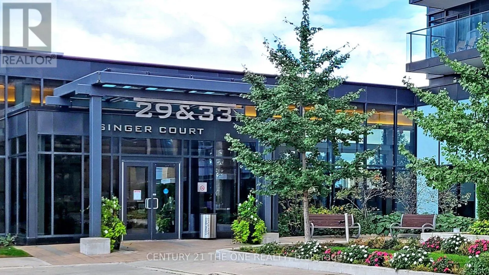 1011 - 29 SINGER COURT