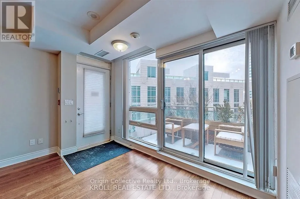 220 - 31 OLIVE AVENUE