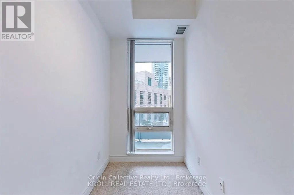 220 - 31 OLIVE AVENUE