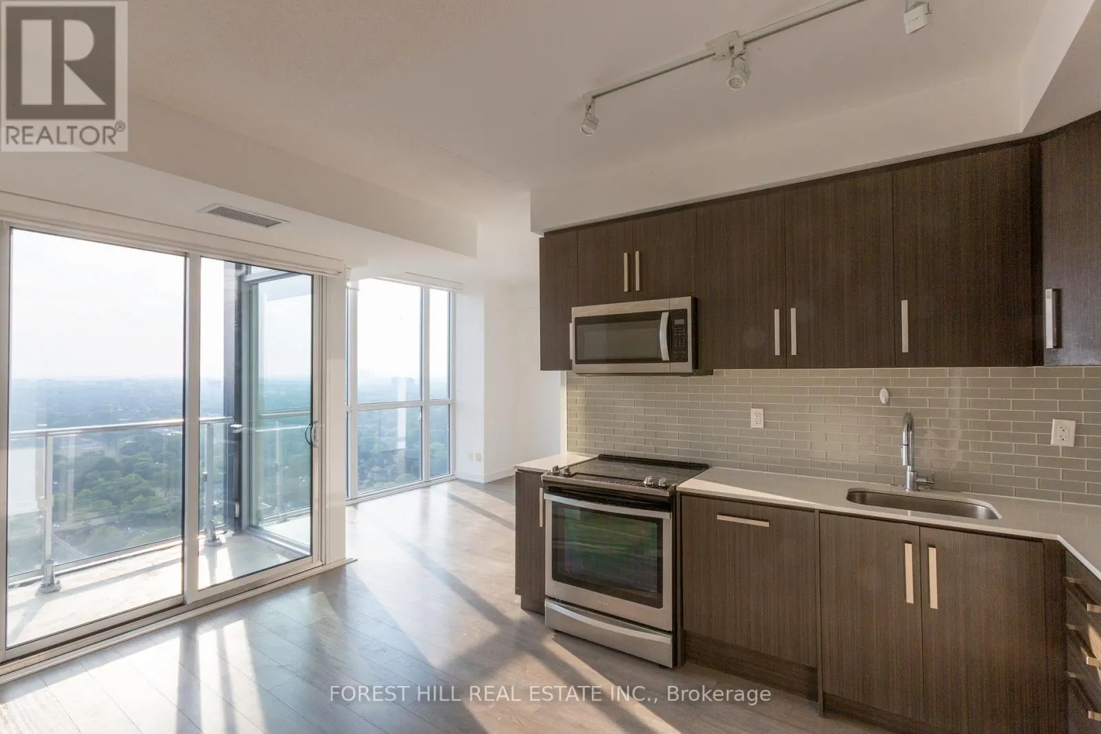 3301 - 5180 YONGE STREET