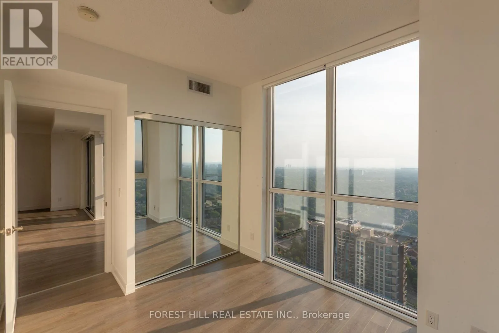 3301 - 5180 YONGE STREET