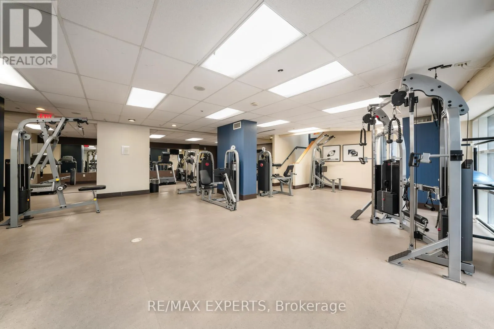 510 - 33 SHEPPARD AVENUE E