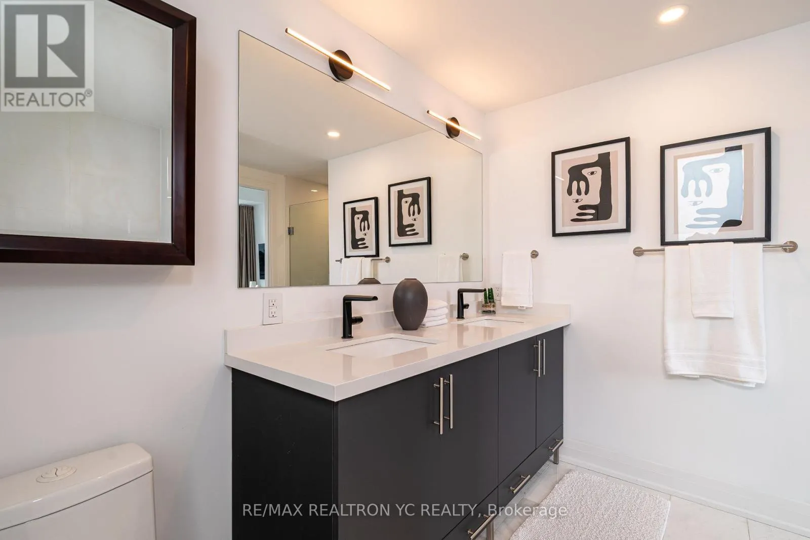 4 - 18 GREENBRIAR ROAD