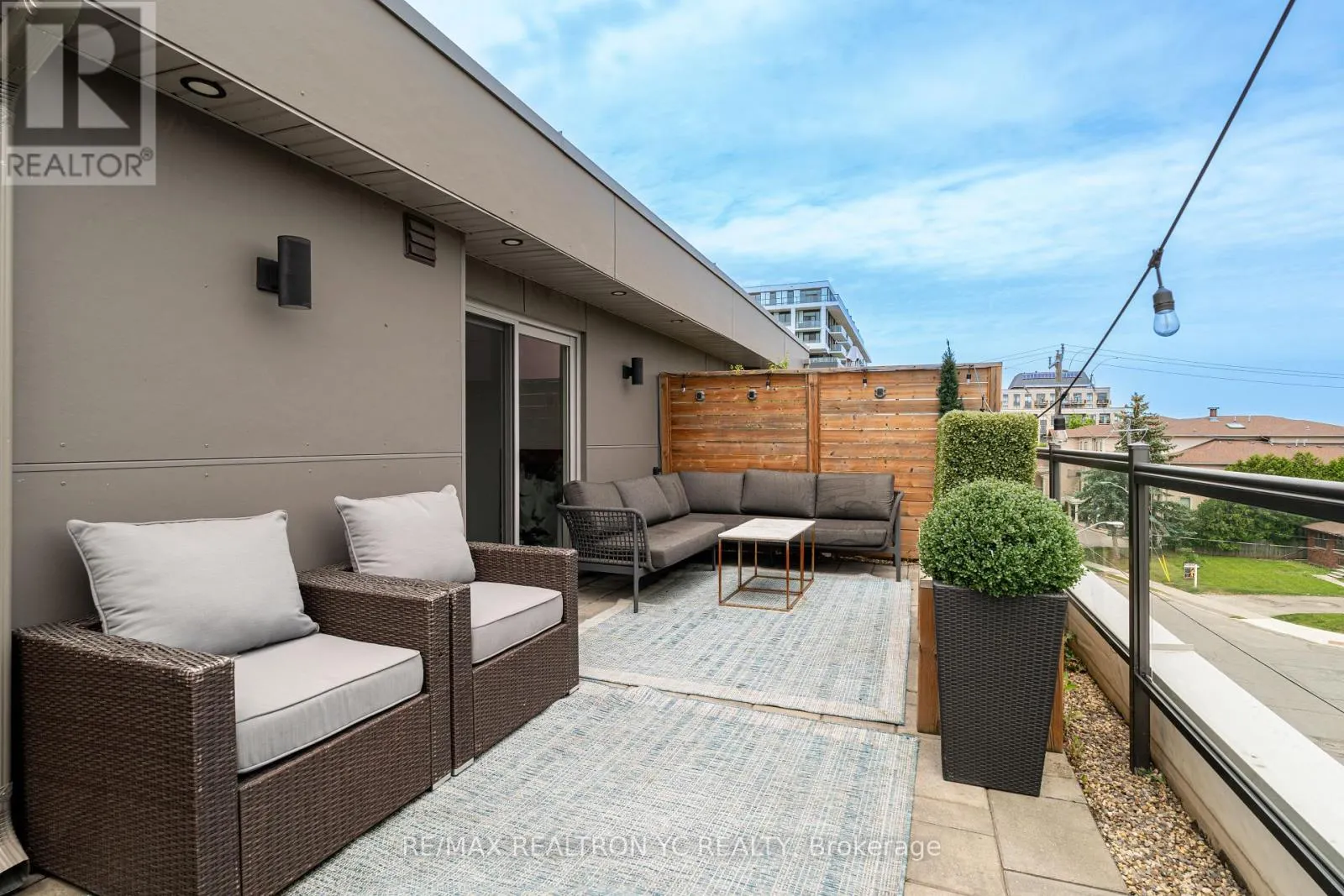4 - 18 GREENBRIAR ROAD