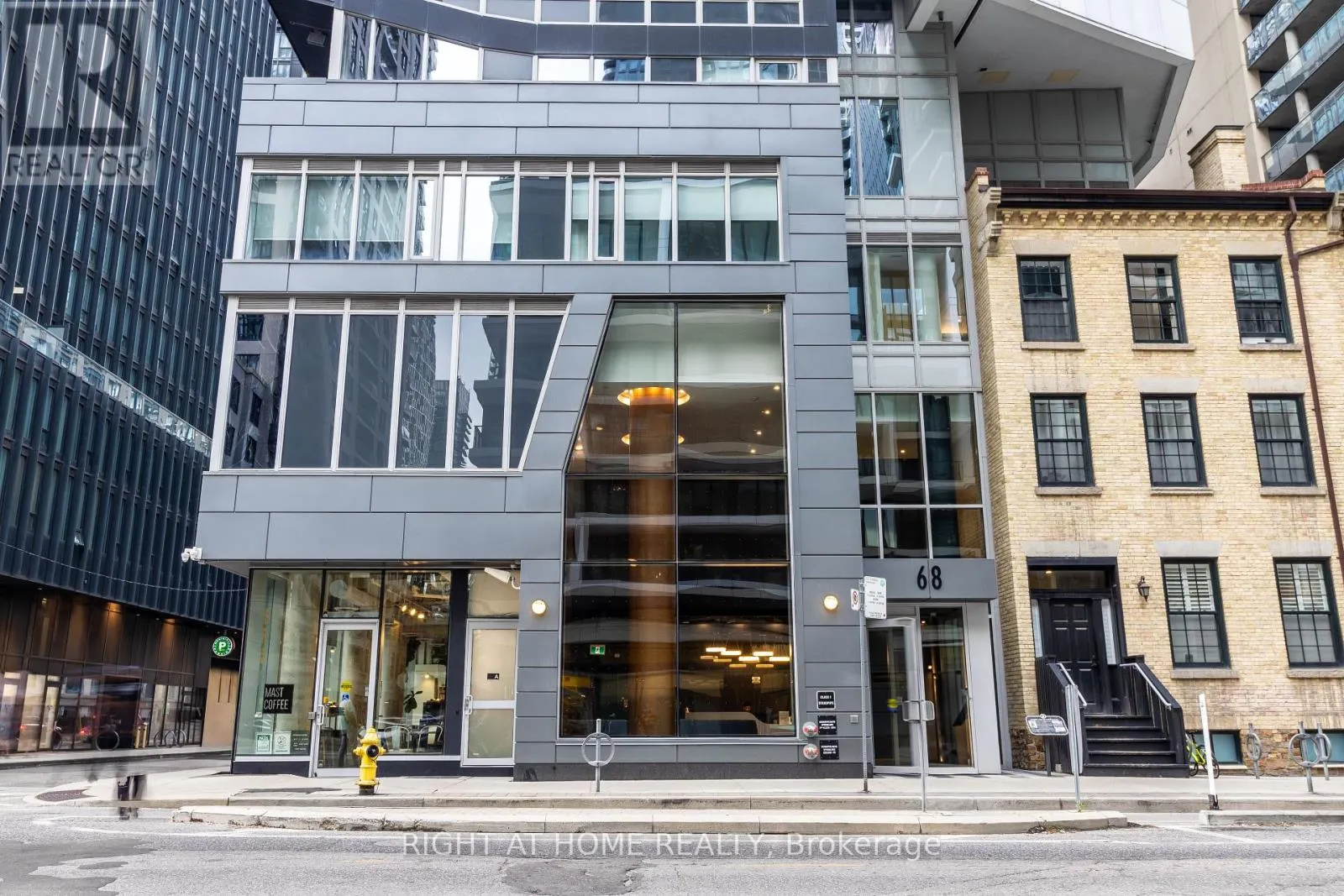 503 - 68 SHUTER STREET