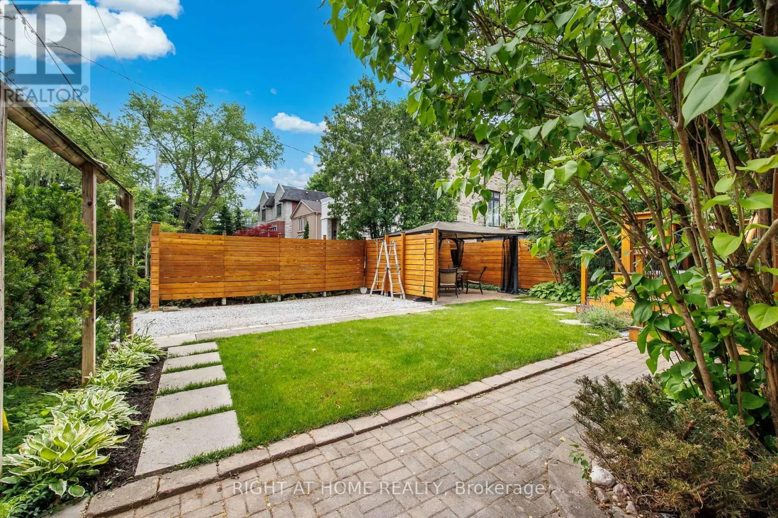 107 OTTER CRESCENT