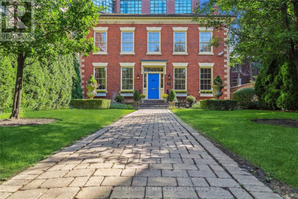 905 QUEEN ST W, Toronto