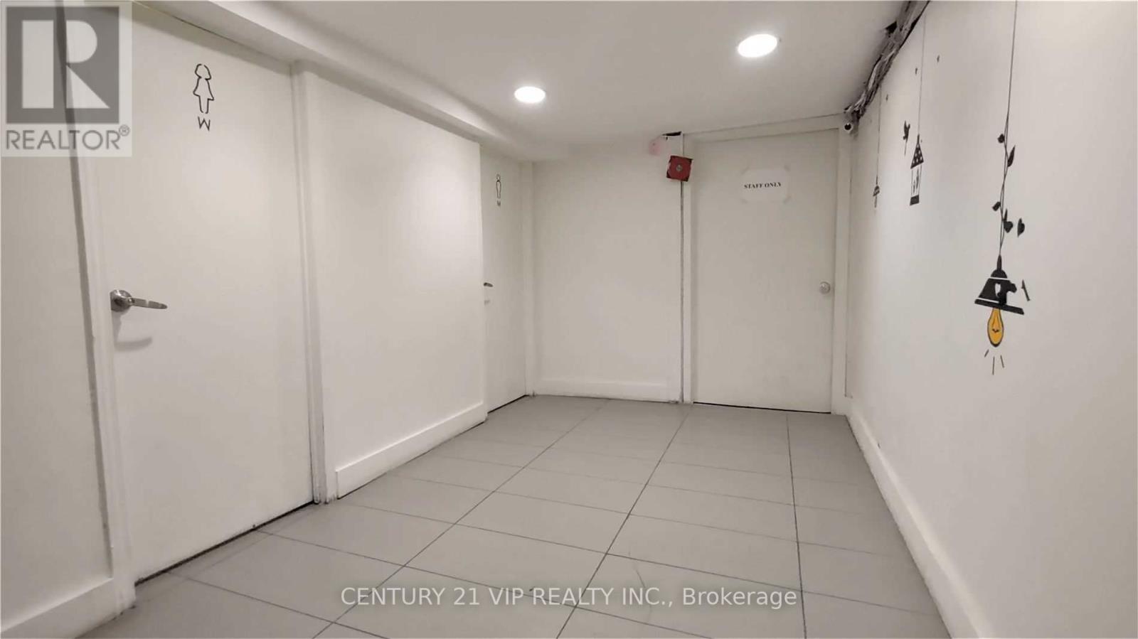 Listing C5859507 - Large Photo # 19