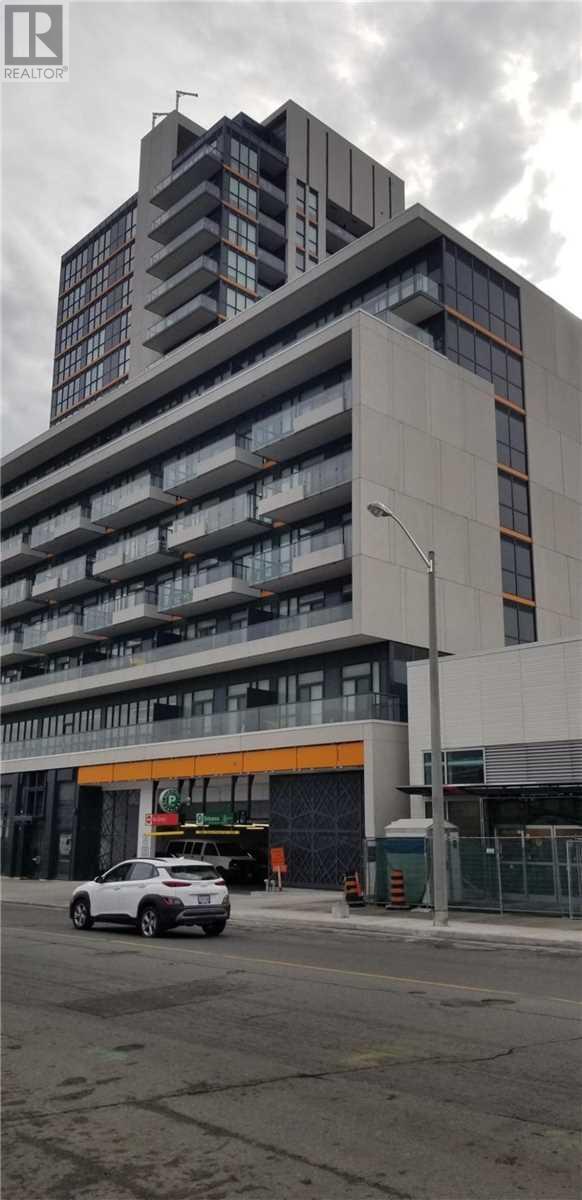 1653 EGLINTON AVE