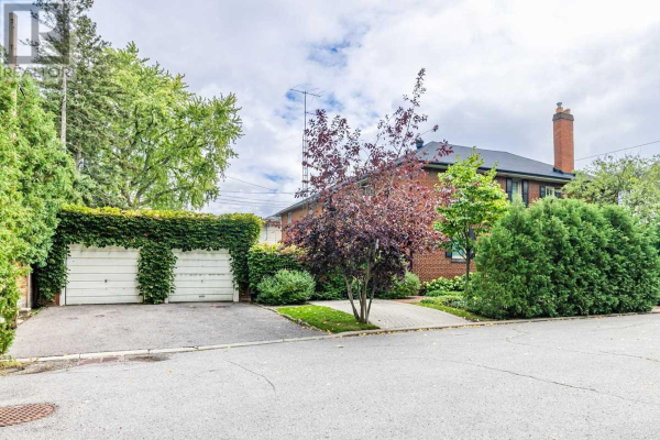 44 GLEN ECHO RD, Toronto