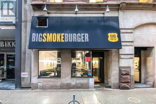 50 KING ST E, Toronto
