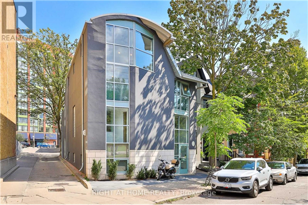 115 WALNUT AVE, Toronto