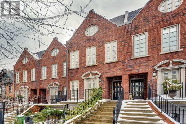 182 BEDFORD RD, Toronto
