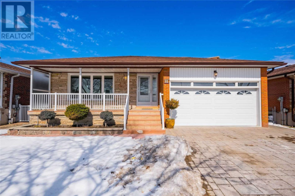 22 BOWHILL CRES, Toronto