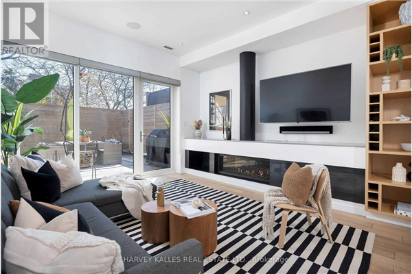 1C WALDER AVE, Toronto
