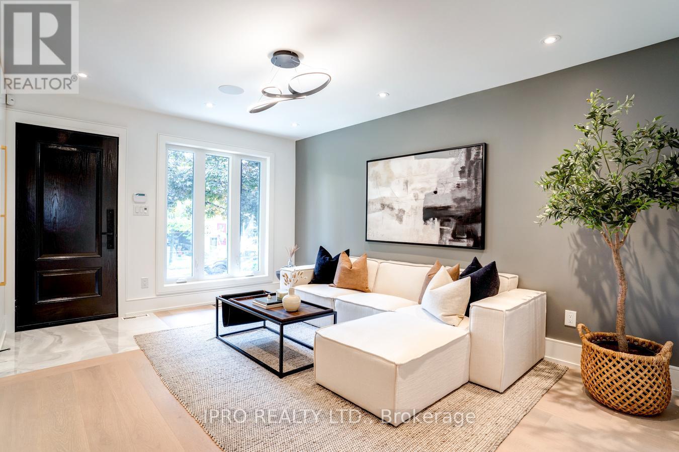 Listing C6044364 - Large Photo # 4