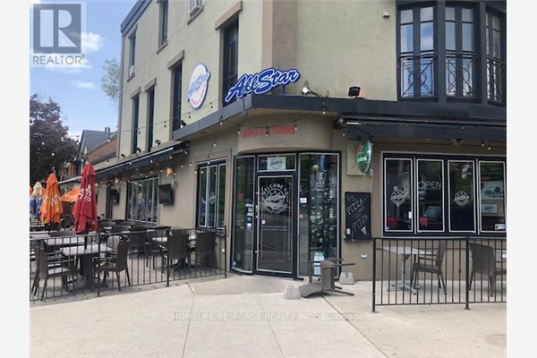 667 COLLEGE ST, Toronto
