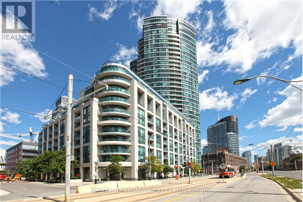 #825 -600 FLEET ST, Toronto