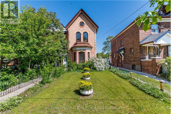 70 ST ANNES RD, Toronto