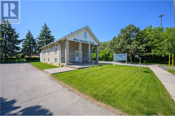 11 PLEASANT VIEW DR, Toronto