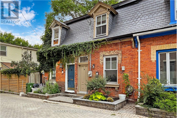 3 PERCY ST, Toronto