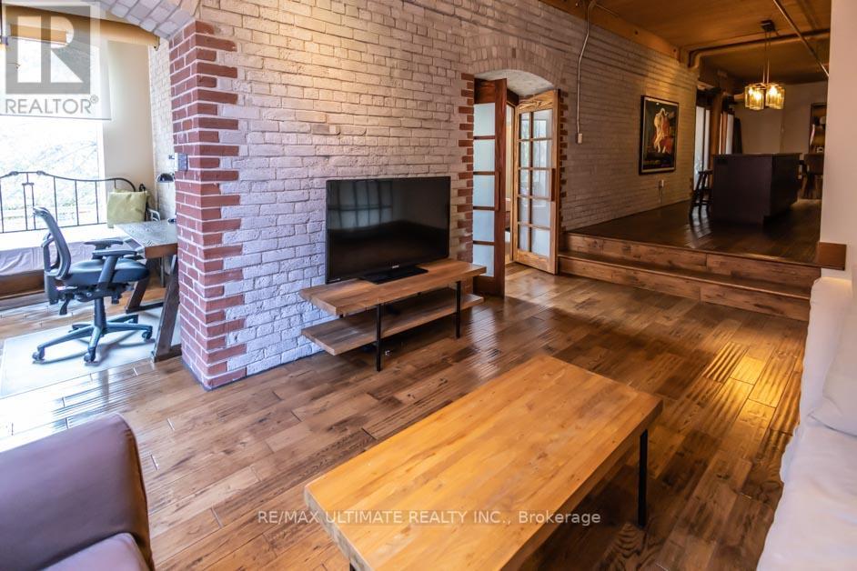 Listing C6750010 - Large Photo # 20
