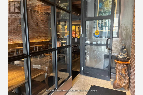 3243 YONGE ST, Toronto