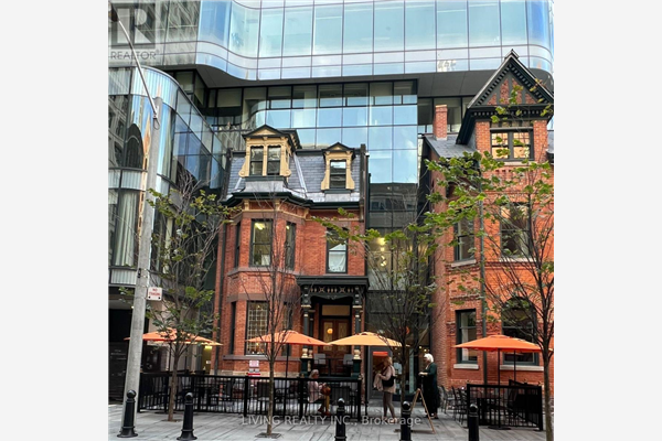 #105&206 -7 ST THOMAS ST, Toronto