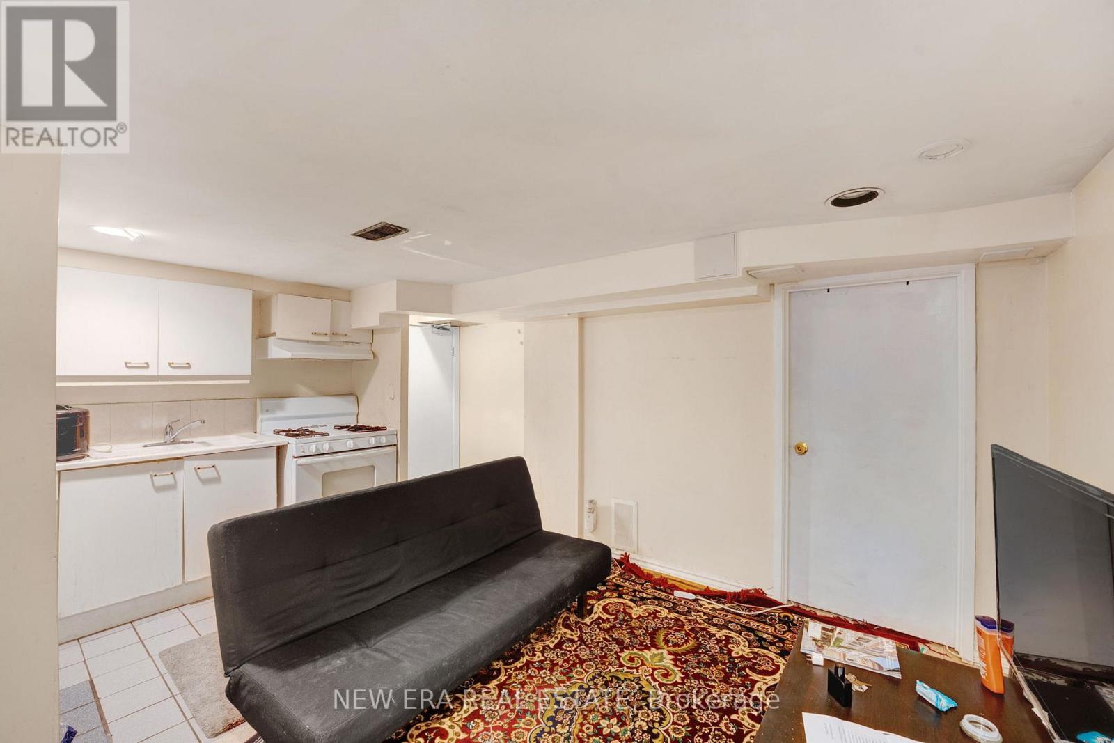 Listing C6803076 - Large Photo # 21