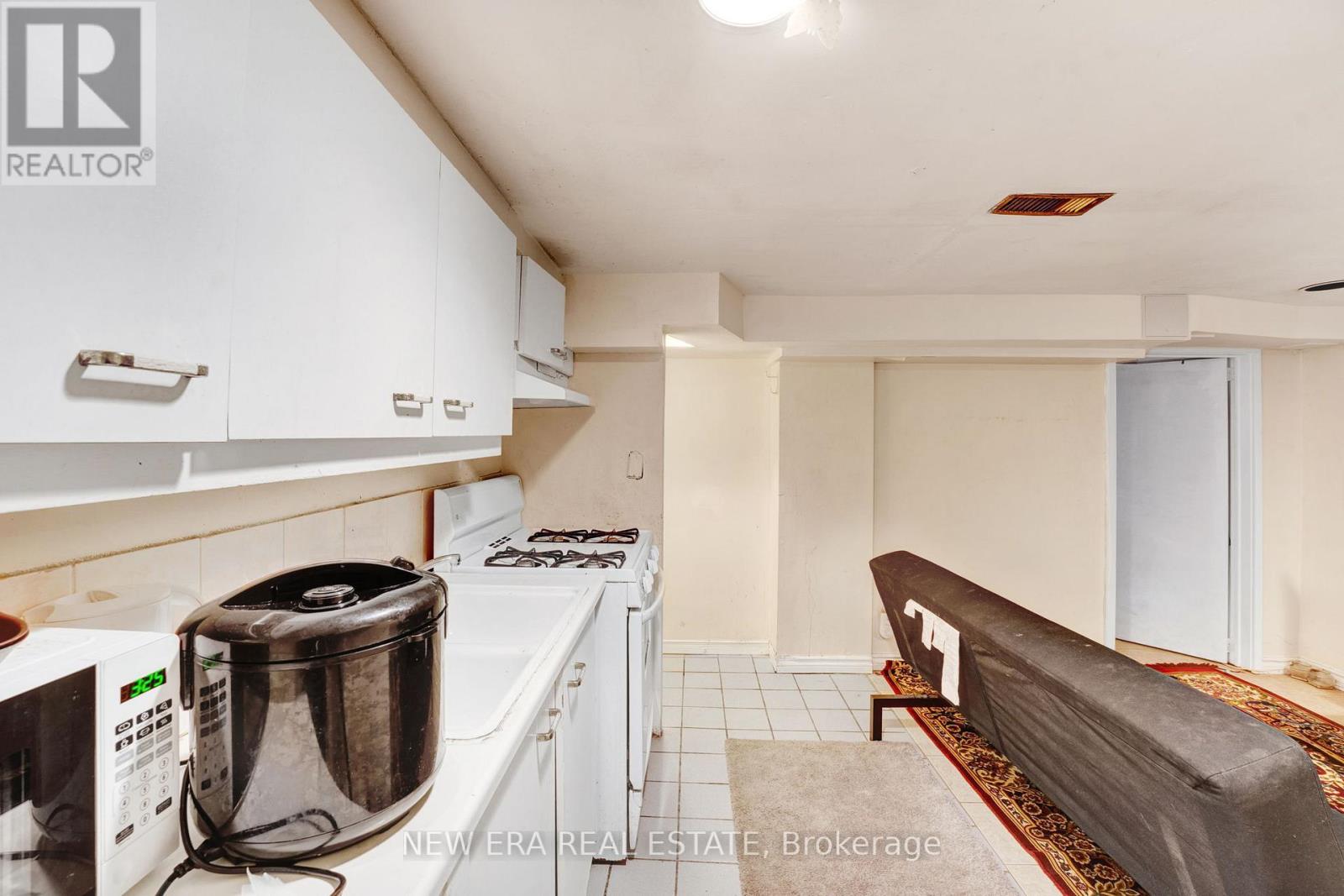 Listing C6803076 - Large Photo # 23