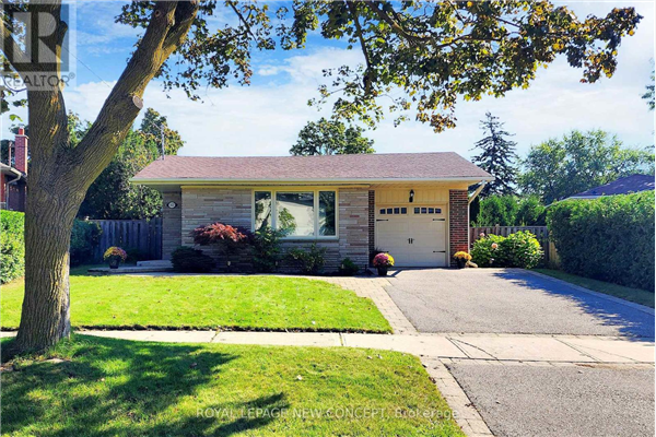 82 LESGAY CRES, Toronto
