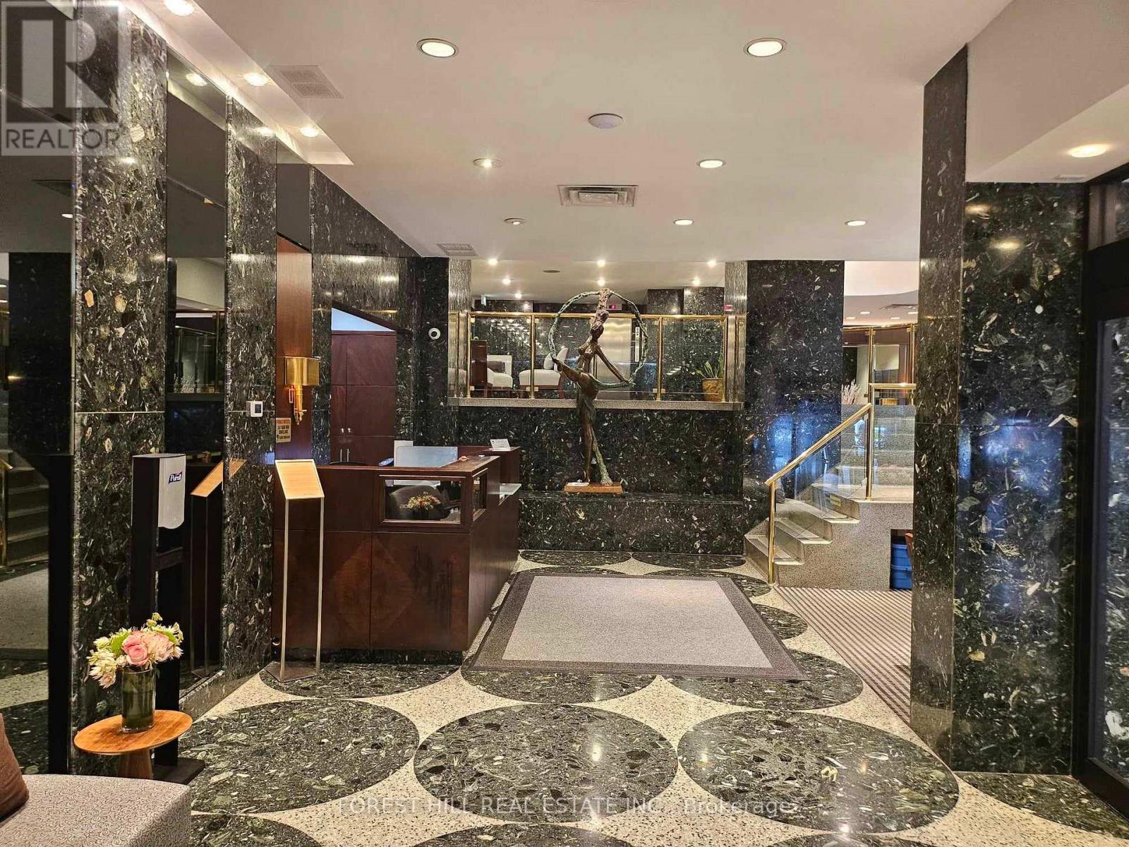 #511 -360 BLOOR AVE E, #511
