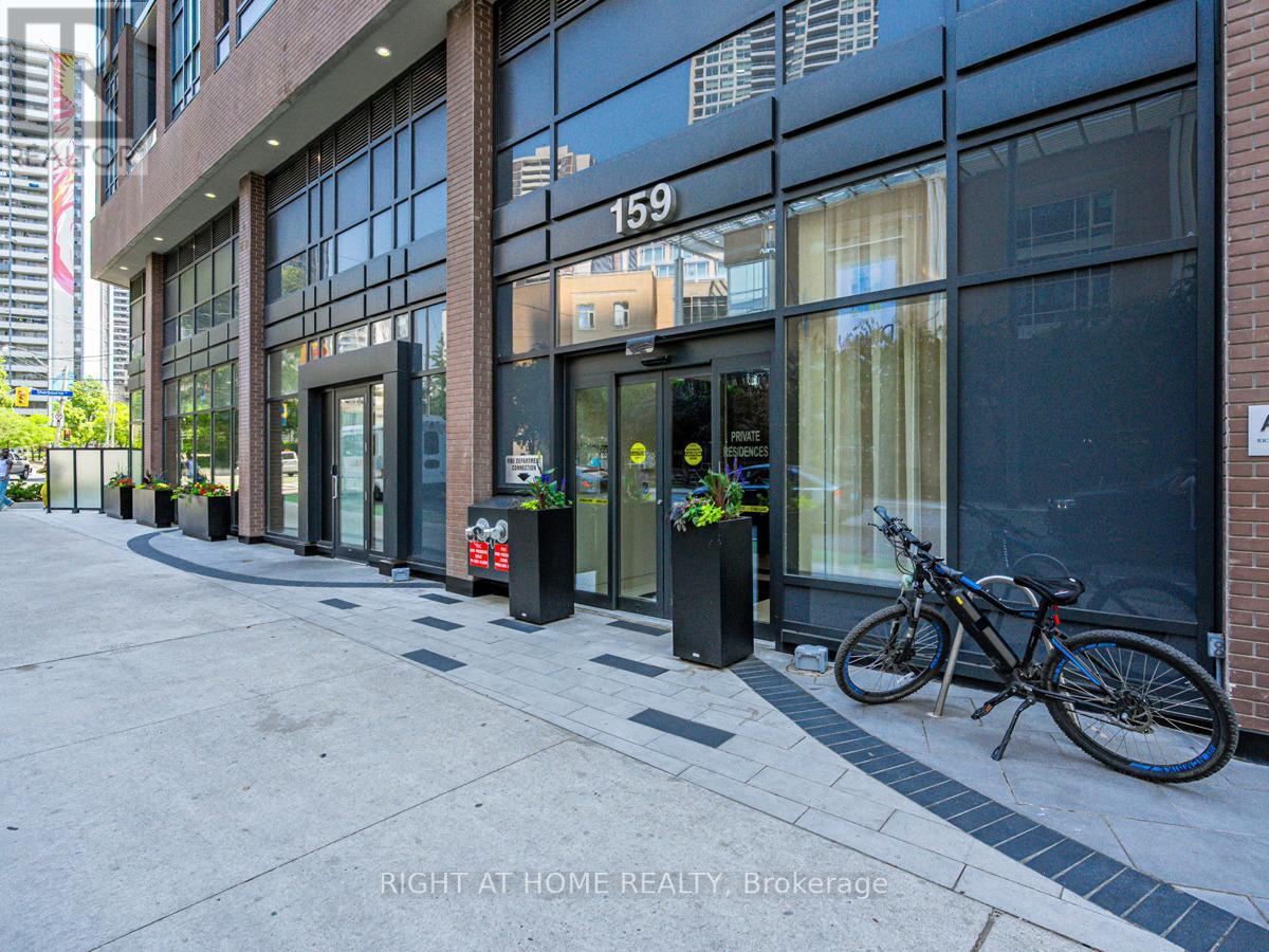 #1202 -159 WELLESLEY ST E, #1202