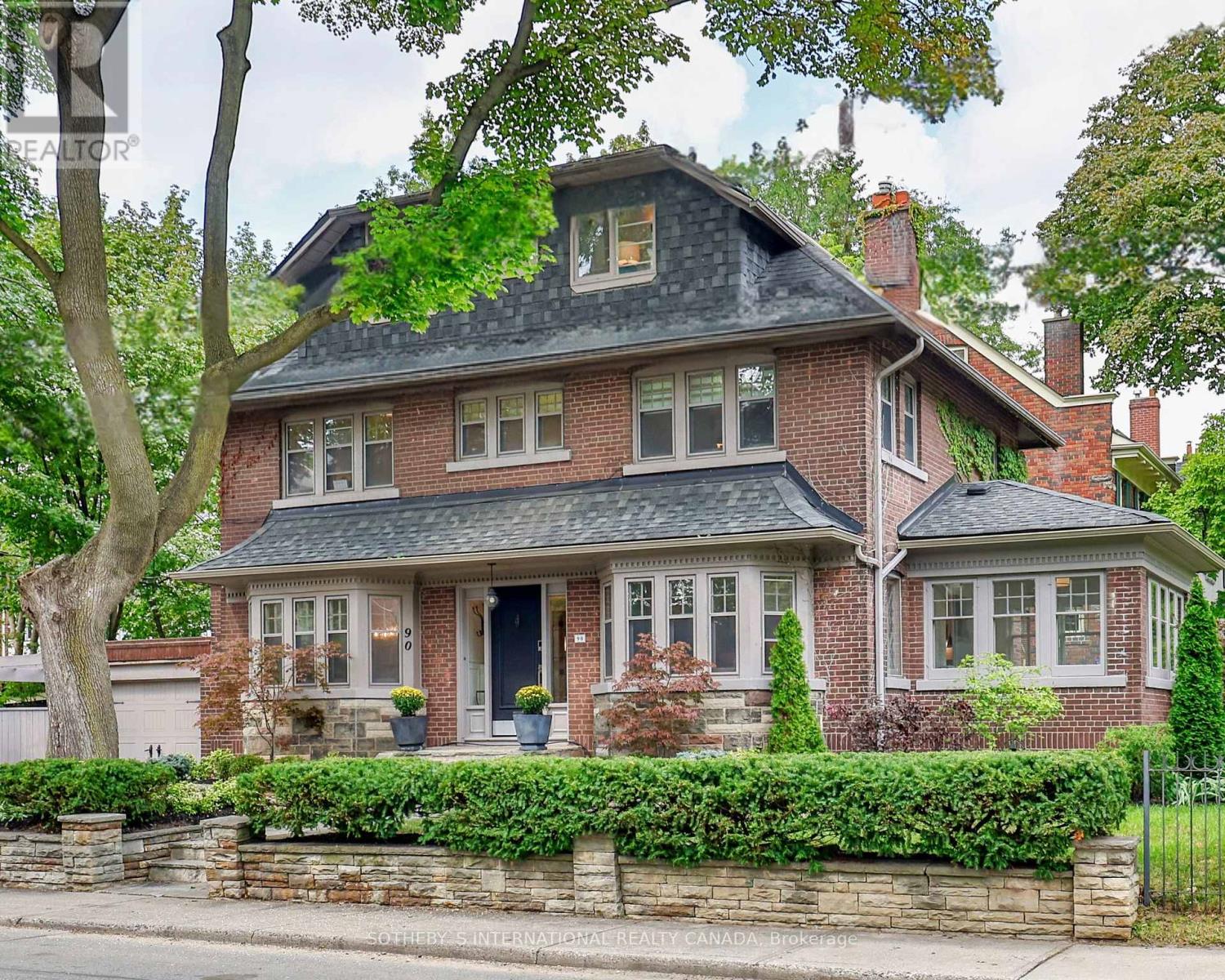 90 HIGHBOURNE RD