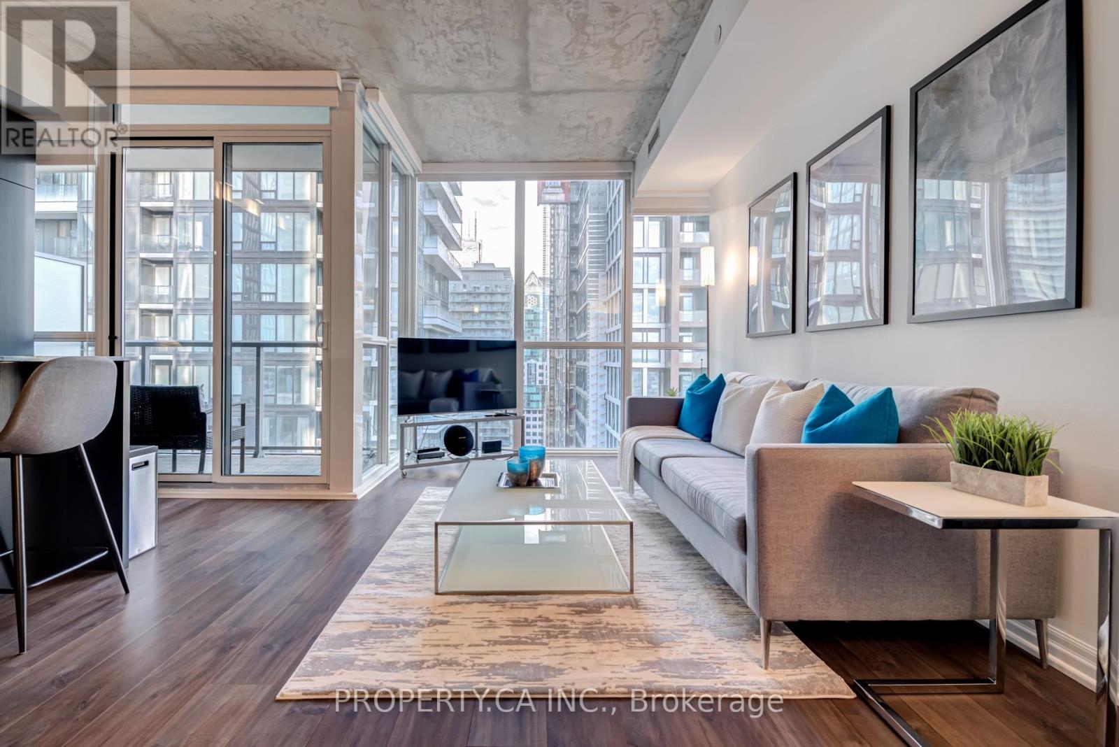 #2404 -88 BLUE JAYS WAY, #2404