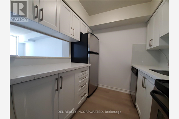 #2622 -633 BAY ST, Toronto
