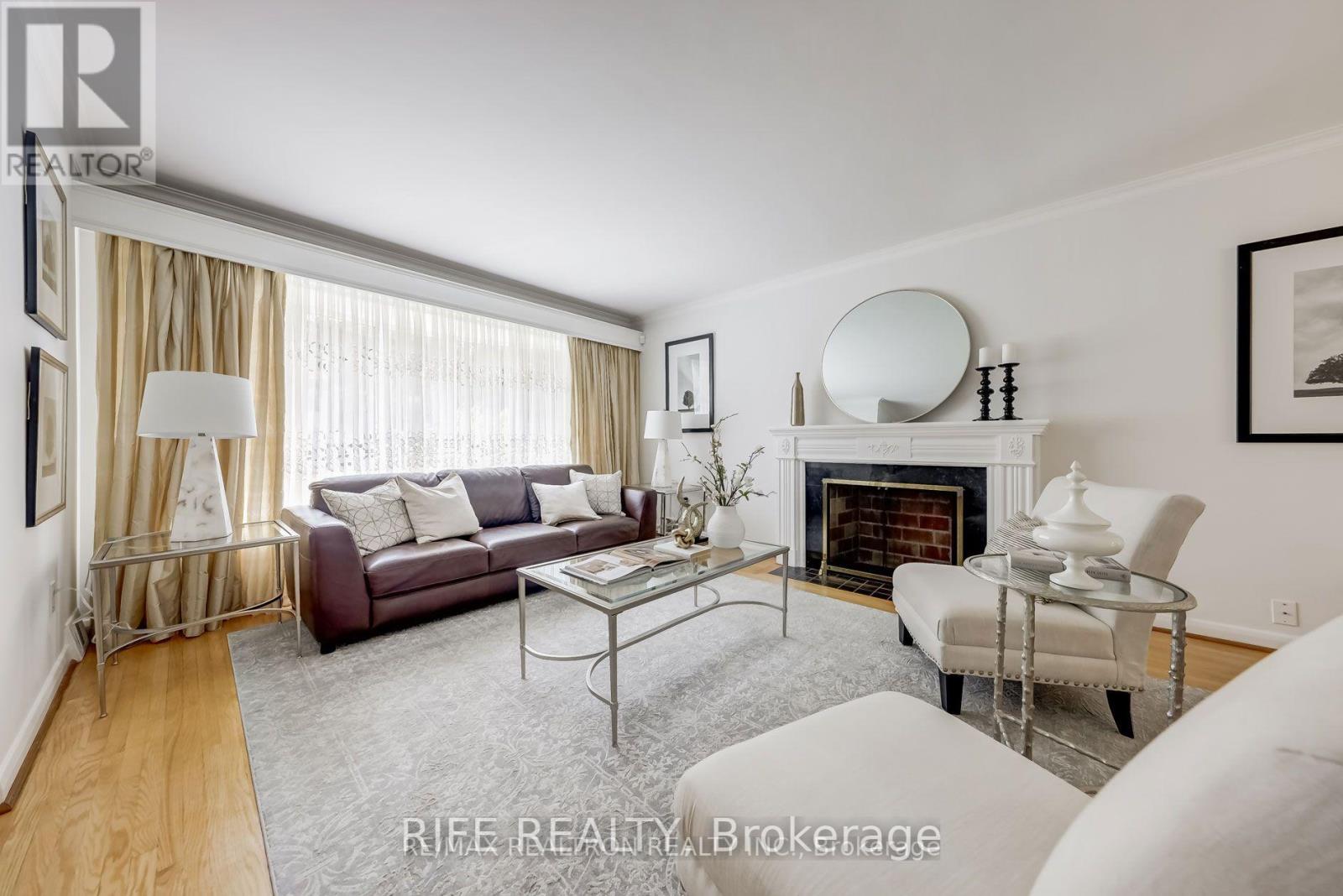 387 WILLOWDALE AVE