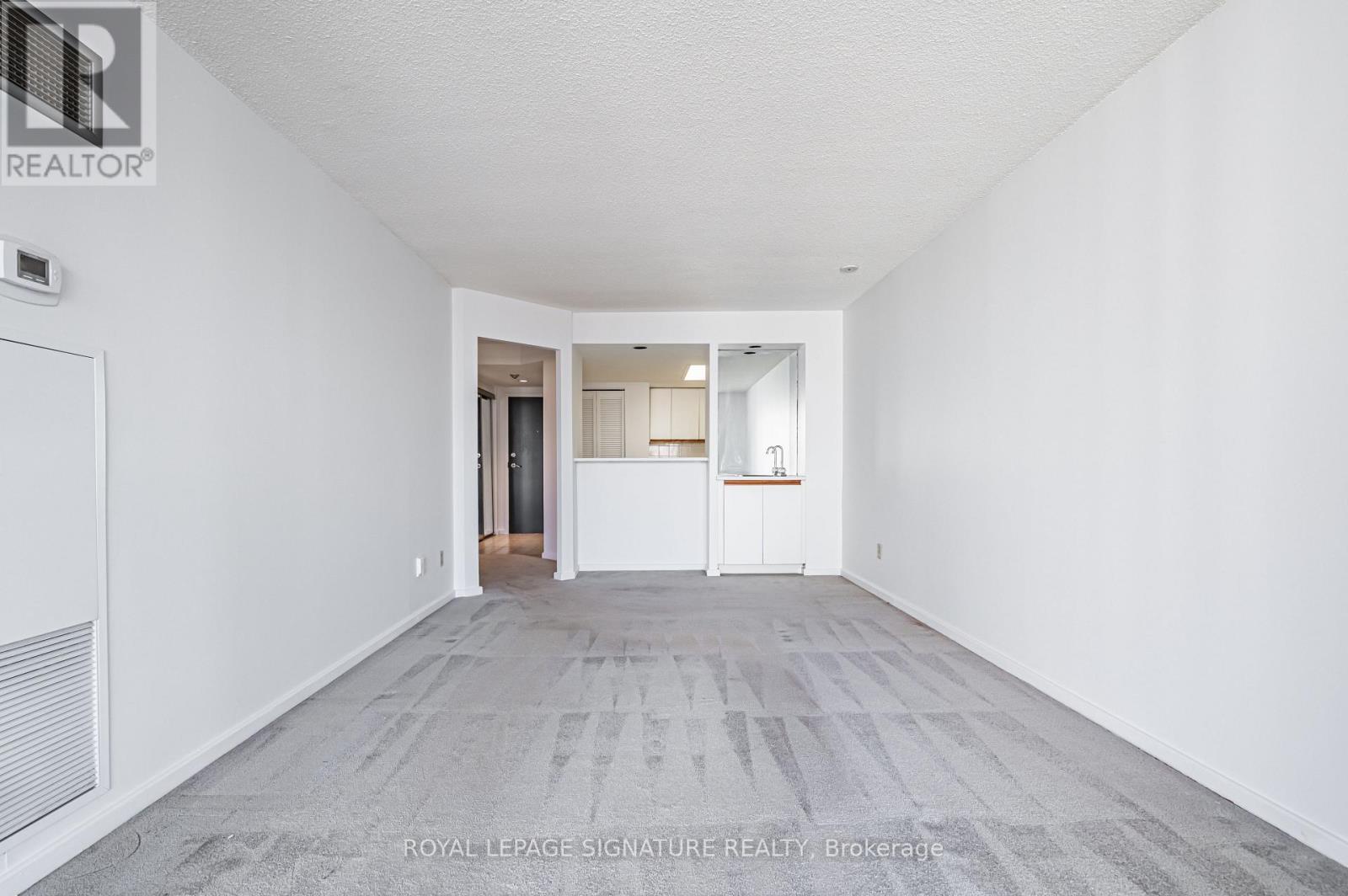 #1805 -15 MAITLAND PL, #1805