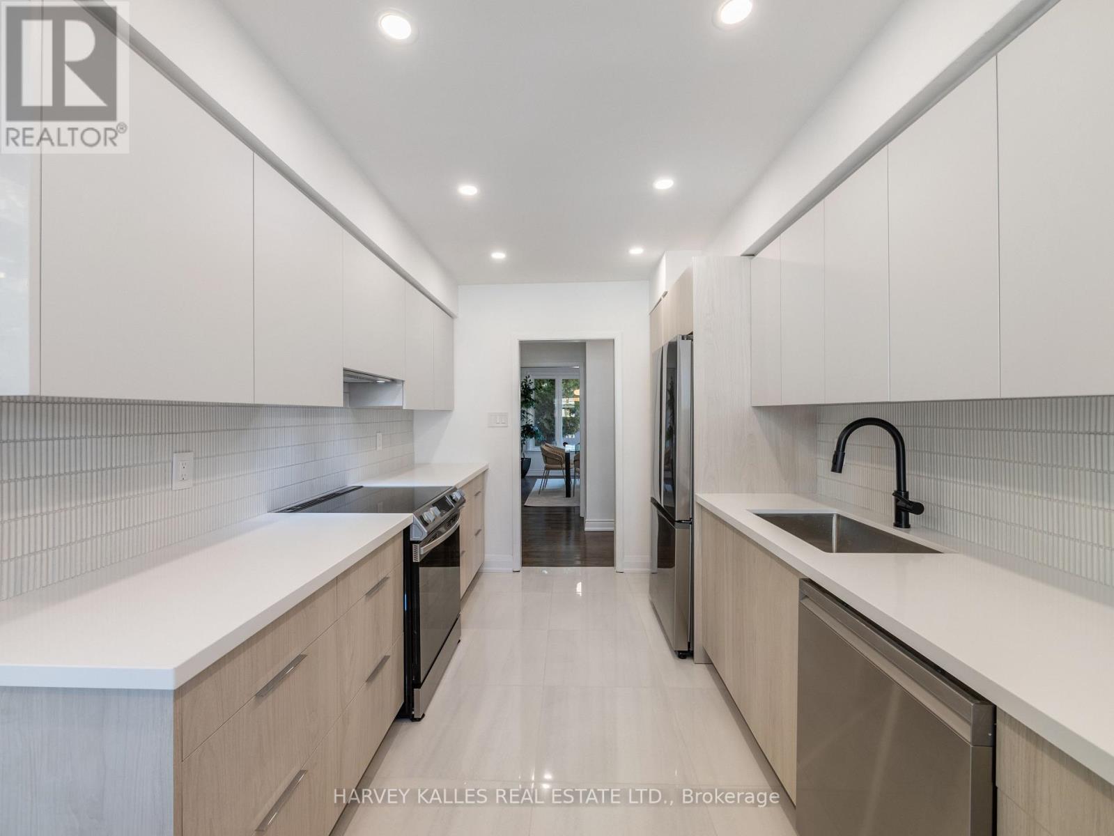 169 TORRESDALE AVE