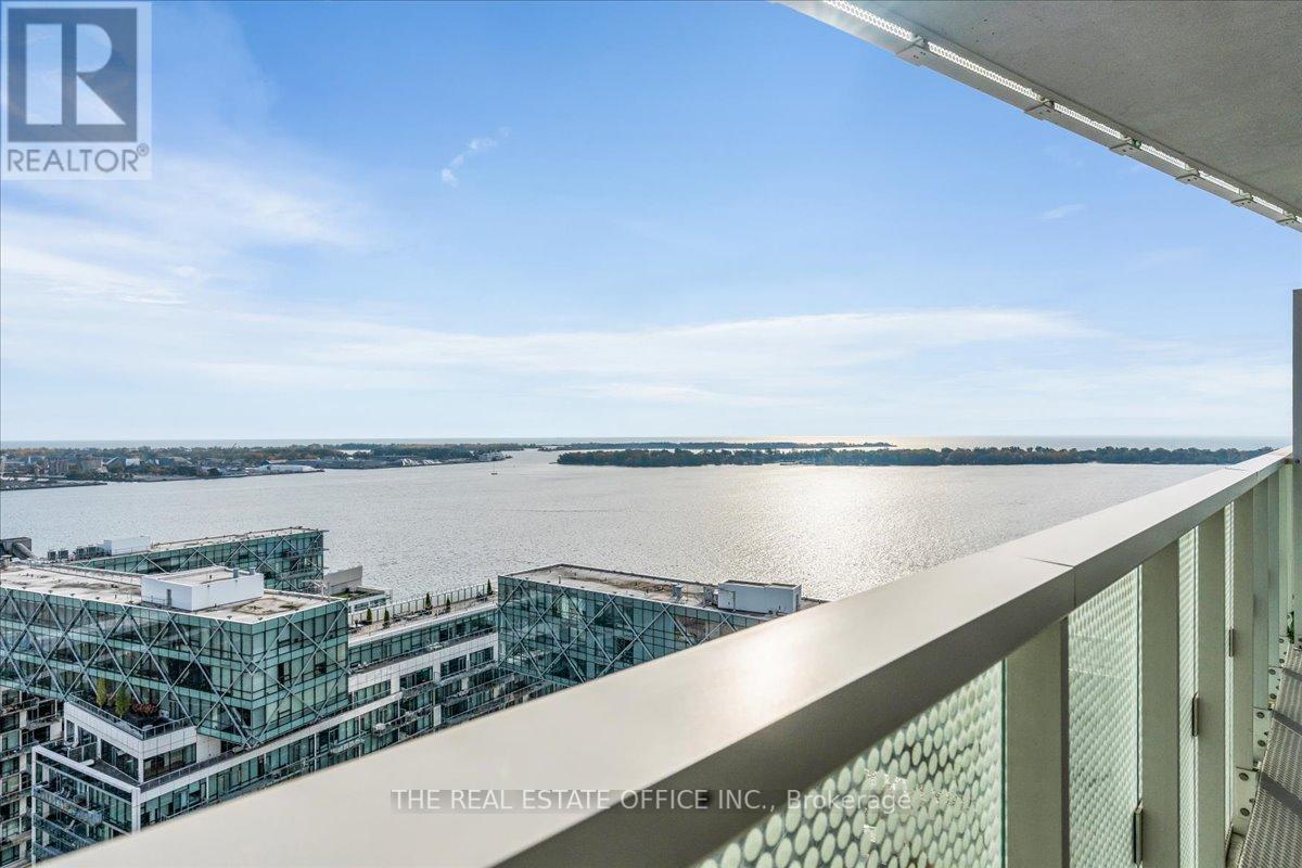 #2310 -15 QUEENS QUAY E, #2310