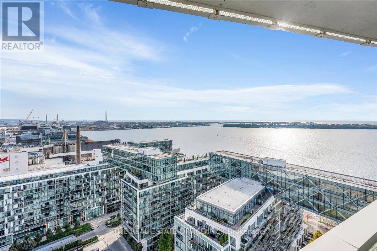 #2310 -15 QUEENS QUAY E, #2310