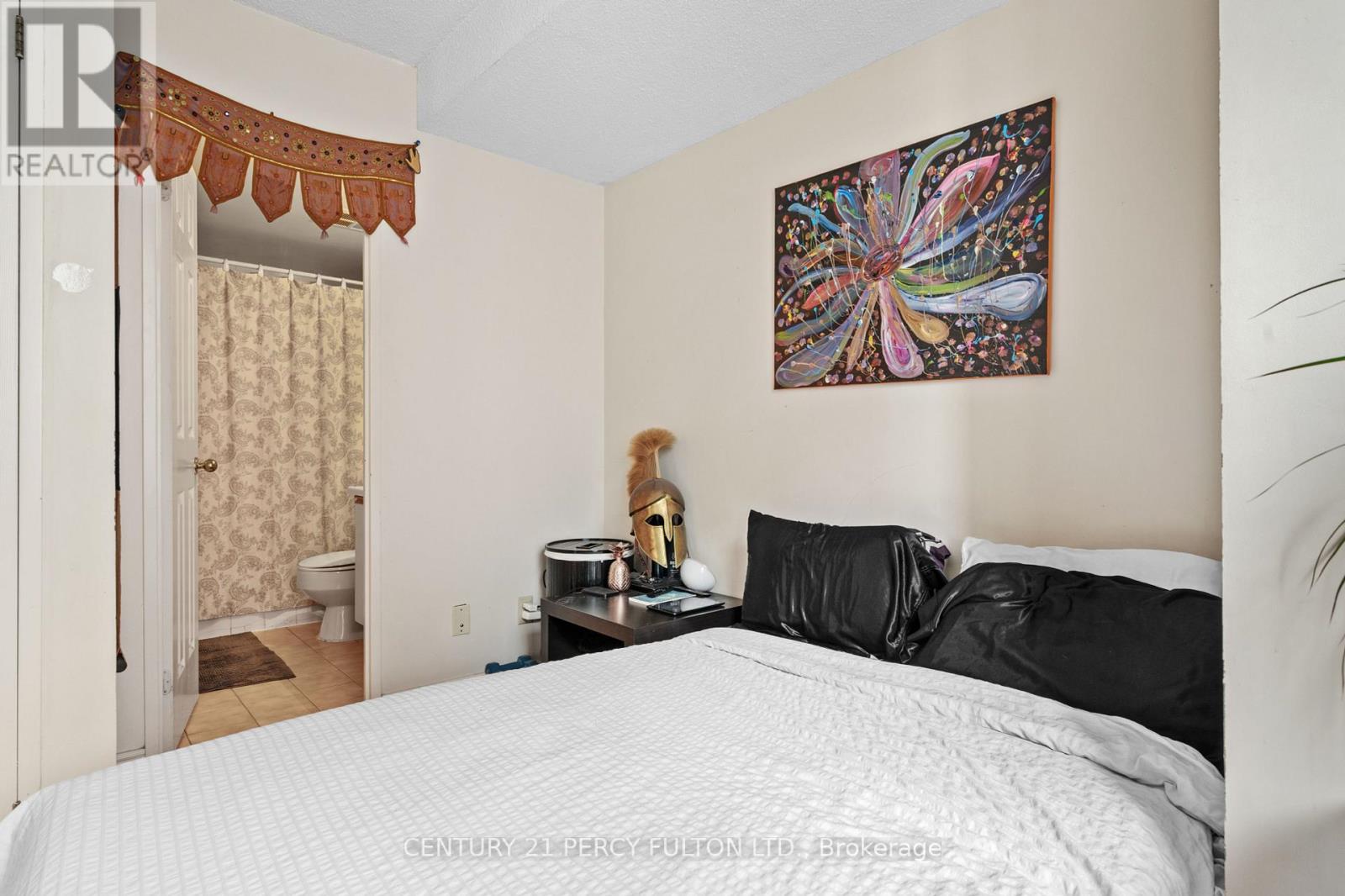 #2101 -55 CENTRE AVE, #2101