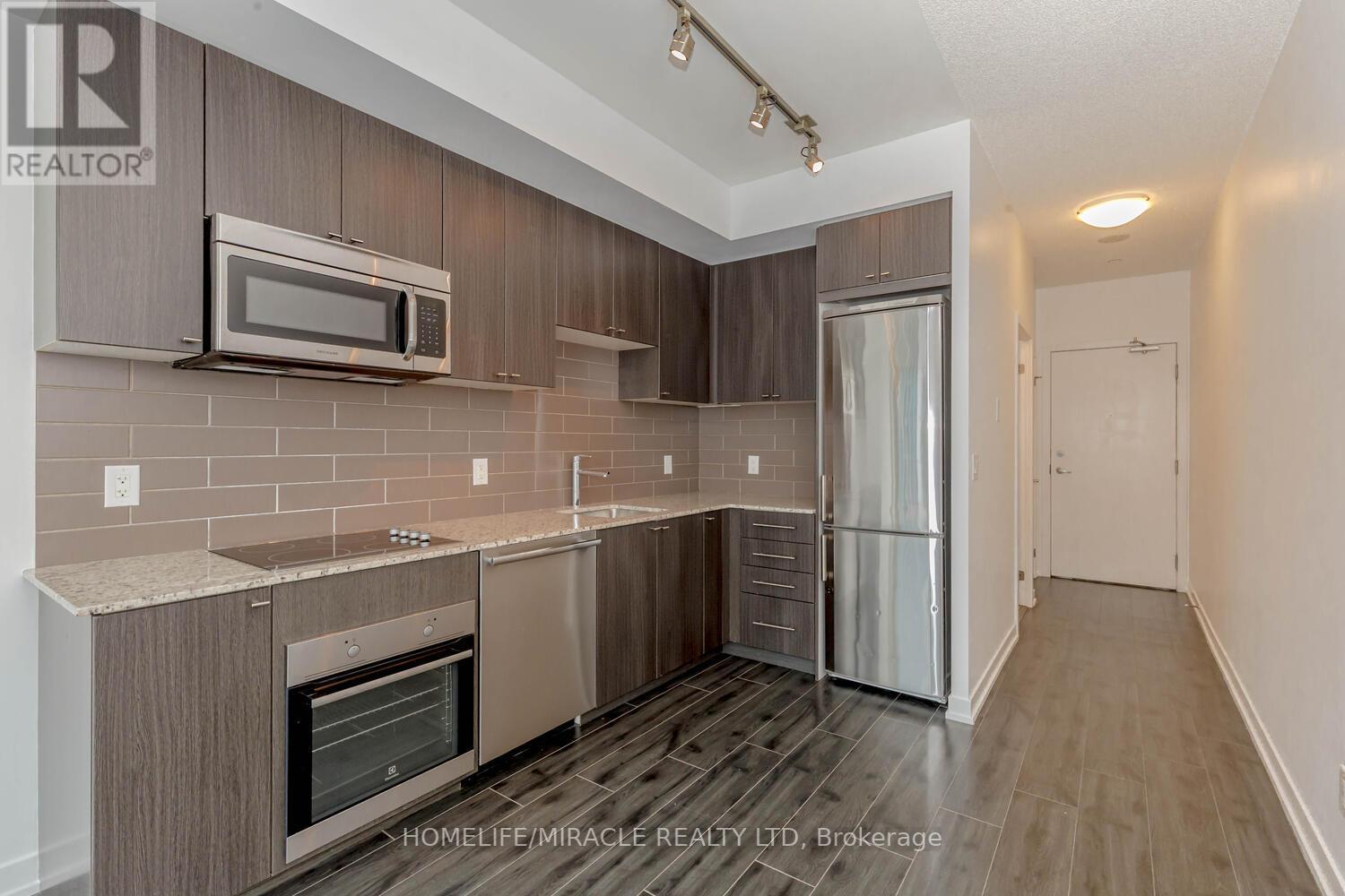 #711 -18 REAN DR, #711