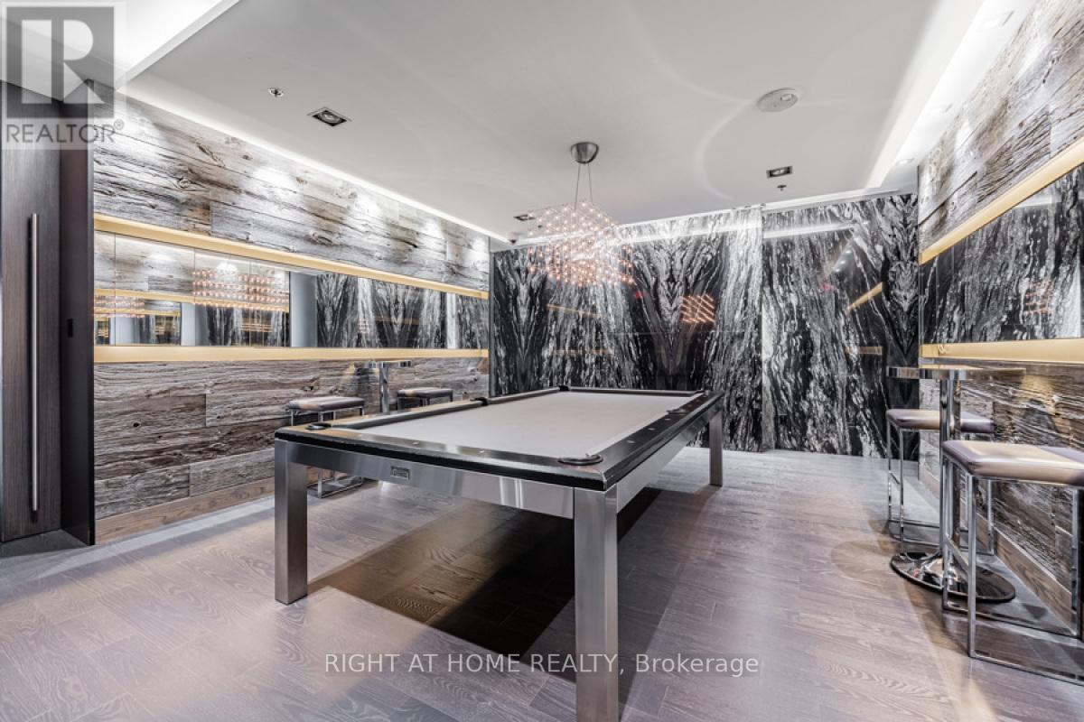 #507 -30 NELSON ST, #507