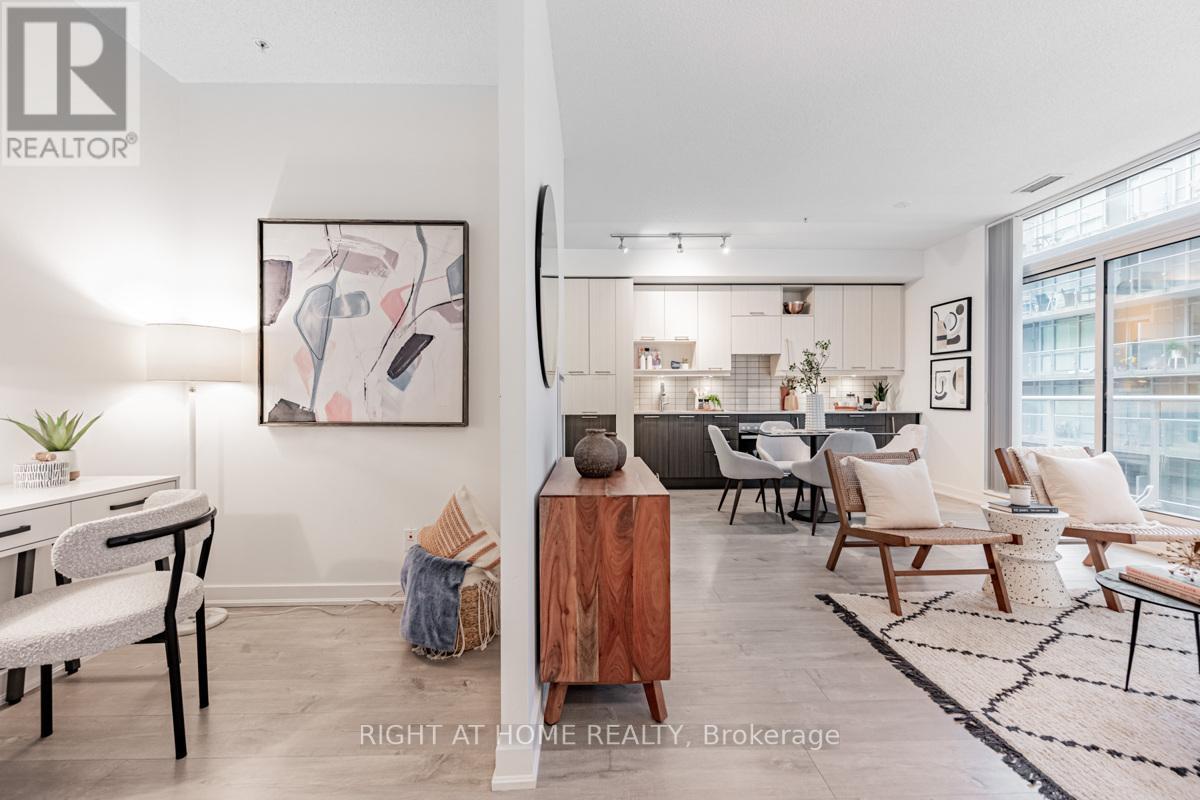#507 -30 NELSON ST, #507