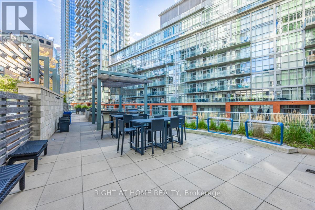 #507 -30 NELSON ST, #507