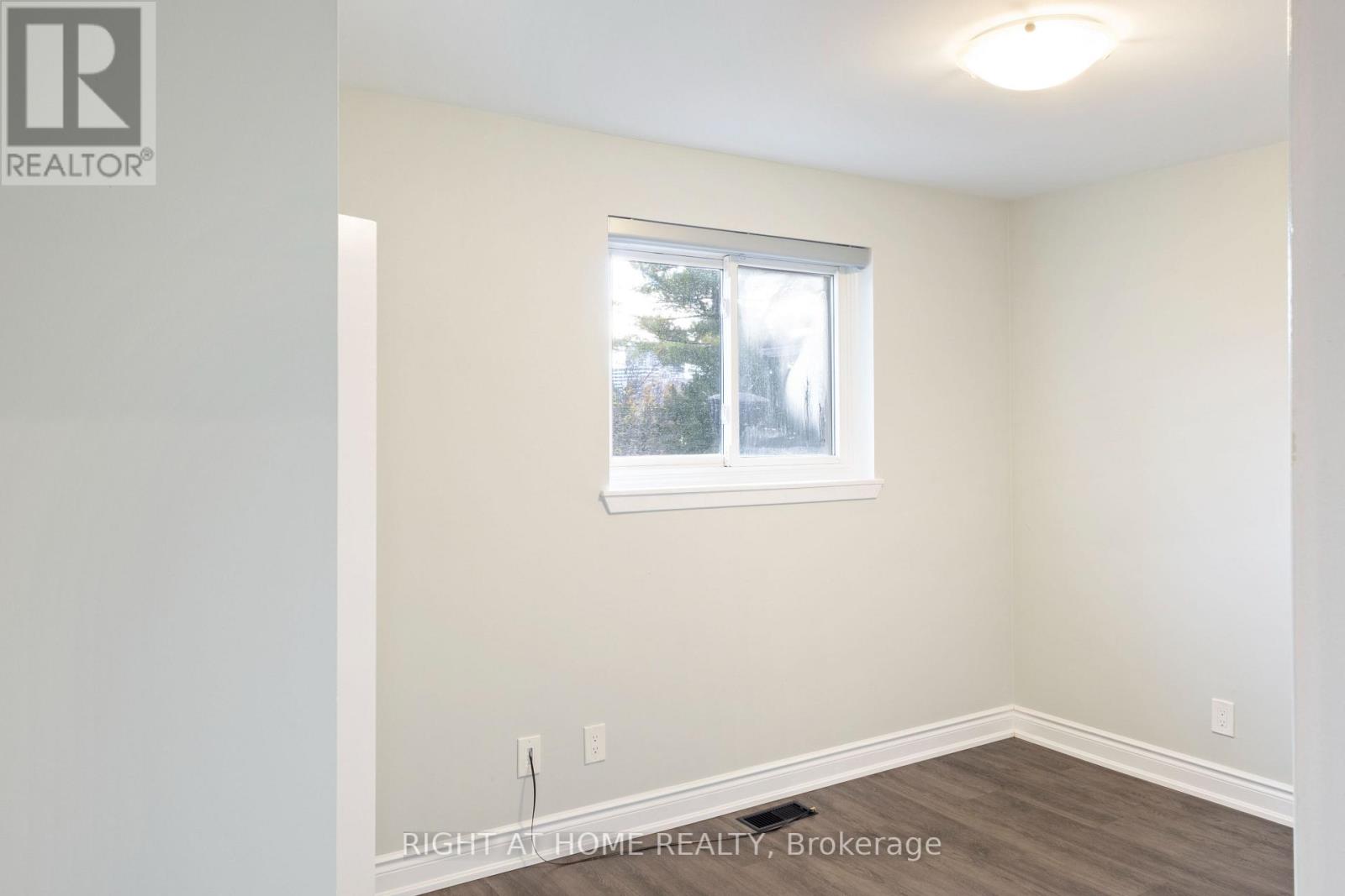 #MAIN -65 REGATTA CRES, #Main