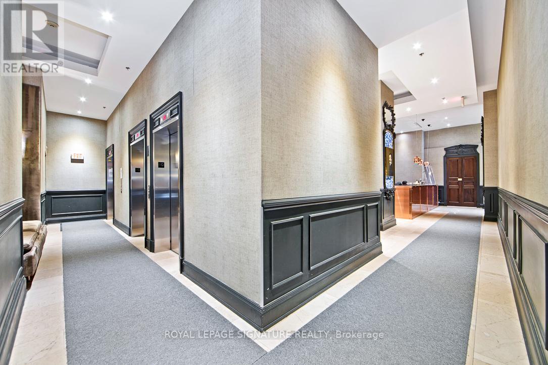 #3210 -375 KING ST W, #3210