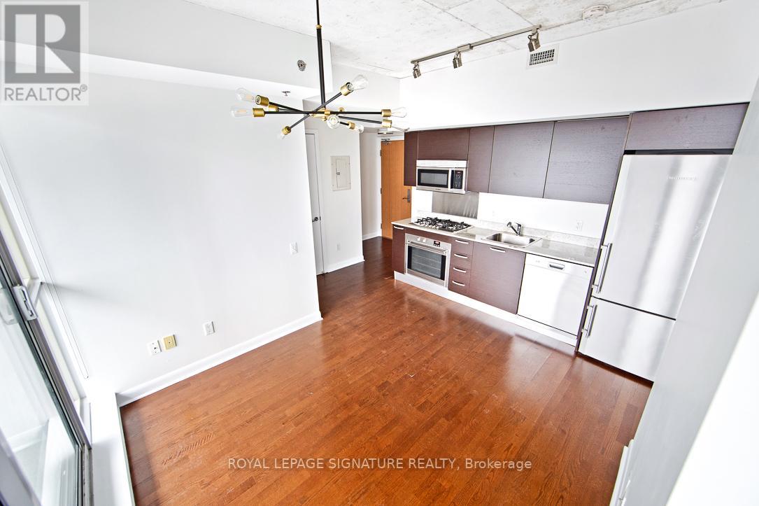 #3210 -375 KING ST W, #3210